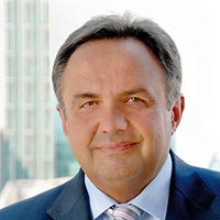 Franz Chalupecky<br />Vorsitzender des Vorstandes<br />ABB AG ÖSTERREICH Franz Chalupeck