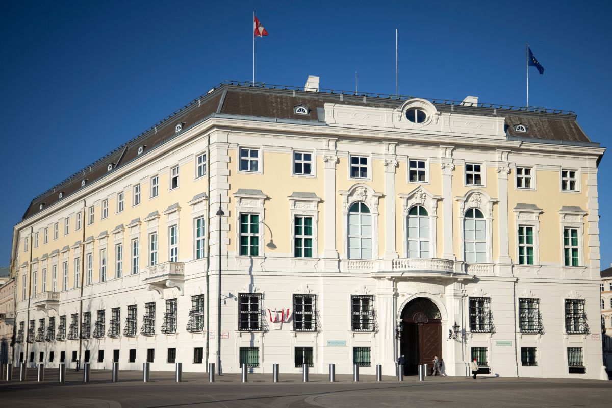 Österreichisches Bundeskanzleramt am Ballhausplatz in Wien. © BKA/Andy Wenzel